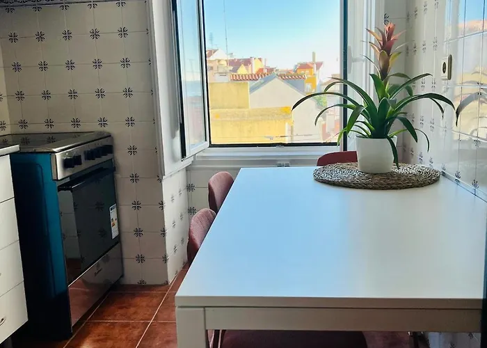 شقة Cozy Near Bairro Alto *