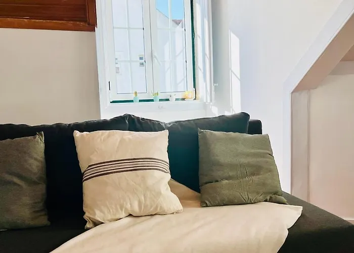 Cozy Near Bairro Alto *