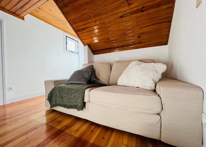 Apartment Cozy Near Bairro Alto *