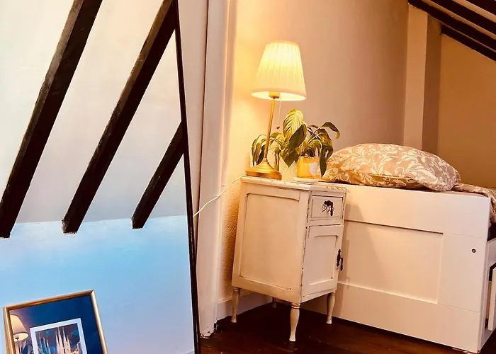 Cozy Near Bairro Alto * Lisbon